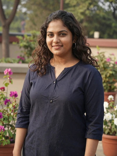Sunita, 33, Nepali woman from Bharatpur looking for marriage partner