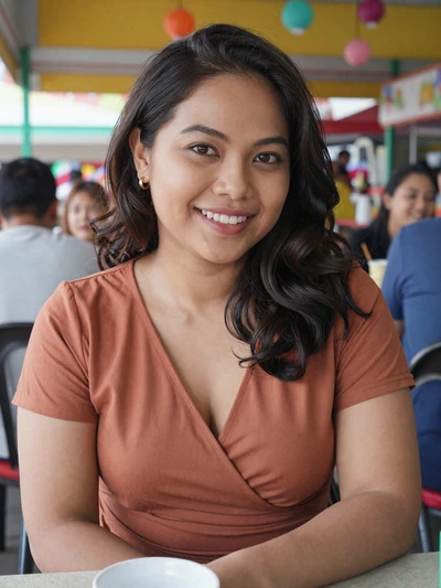 Siti, 28, Malay-Singaporean woman from Singapore seeking genuine love online
